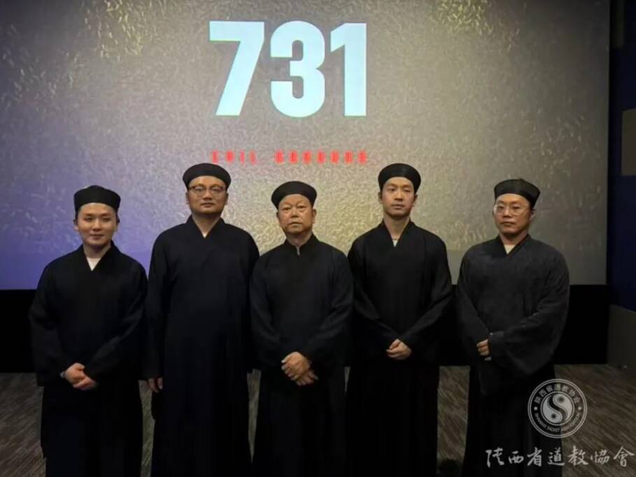 b9b0ccbde63c660c55317768aefdb037.jpg b9b0ccbde63c660c55317768aefdb037.jpg