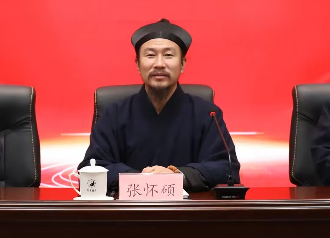 f734a24d9eac19ae81ba433851af62da.jpg f734a24d9eac19ae81ba433851af62da.jpg